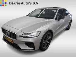 Grijs Gebruikt 2020 Volvo S60 R-Design Sedan | € 31.990 (Iets duurder)