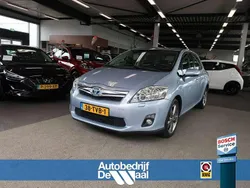 Blauw Gebruikt 2012 Toyota Auris Hybrid Executive Hatchback | € 9.250 (Eerlijke prijs)