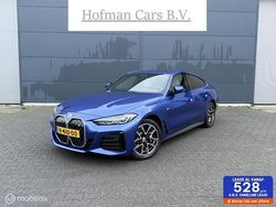 Blauw Gebruikt 2022 BMW i4 Executive Sedan | € 39.900 (Eerlijke prijs)