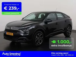 Zwart, metallic lak Gebruikt 2023 Citroën e-C4 Feel SUV | € 19.395 (Goede deal)