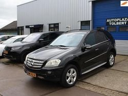Zwart Gebruikt 2006 Mercedes ML320 SUV | € 3.999 (Super prijs)