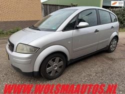 Grijs Gebruikt 2003 Audi A2 Hatchback | € 799