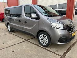 Grijs Gebruikt 2016 Renault Trafic Komfort MPV | € 14.500