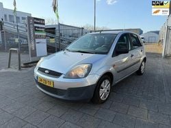 Grijs Gebruikt 2007 Ford Fiesta Cool & Sound Edition Hatchback | € 1.249 (Goede deal)