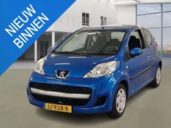 Blauw, metallic lak Gebruikt 2012 Peugeot 107 Urban Move Hatchback | € 3.499 (Eerlijke prijs)