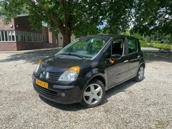 Zwart Gebruikt 2005 Renault Modus Initiale MPV | € 2.099 (Eerlijke prijs)