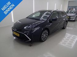 Zwart Gebruikt 2020 Toyota Corolla Executive Stationwagen | € 23.450 (Eerlijke prijs)