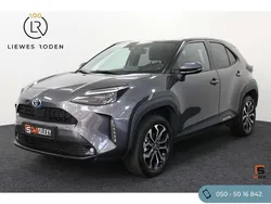 Grijs Gebruikt 2022 Toyota Yaris Cross SUV | € 25.950 (Goede deal)