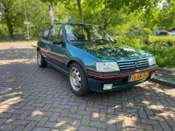 Peugeot 205
