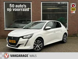 Wit Gebruikt 2020 Peugeot 208 Allure Hatchback | € 14.450 (Eerlijke prijs)