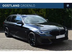 Grijs Gebruikt 2022 BMW 530 Executive Stationwagen | € 46.950 (Iets duurder)