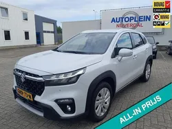 Wit Gebruikt 2023 Suzuki SX4 S-Cross SUV | € 25.250 (Eerlijke prijs)
