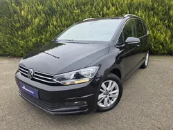 Zwart Gebruikt 2023 VW Touran Comfortline MPV | € 34.950 (Eerlijke prijs)