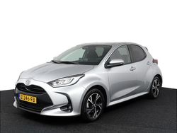 Grijs Gebruikt 2024 Toyota Yaris Hybrid Edition Hatchback | € 23.900 (Eerlijke prijs)