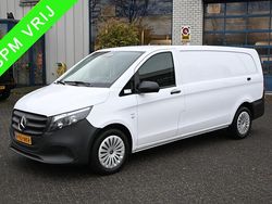 Wit Gebruikt 2024 Mercedes Vito MPV | € 34.950 (Goede deal)