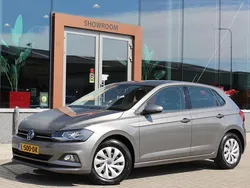 Grijs Gebruikt 2021 VW Polo Comfortline Hatchback | € 17.845 (Eerlijke prijs)