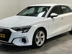 Wit Gebruikt 2020 Audi A3 Sportback e-tron Business Sedan | € 21.250 (Eerlijke prijs)