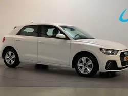 Wit Gebruikt 2021 Audi A1 Sportback Proline Hatchback | € 17.750 (Eerlijke prijs)