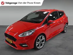 Rood Gebruikt 2019 Ford Fiesta ST-Line Hatchback | € 12.390 (Eerlijke prijs)
