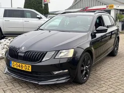 Zwart Gebruikt 2019 Skoda Octavia Sport Stationwagen | € 10.950 (Duur)