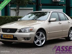 Beige Gebruikt 2004 Lexus IS200 Executive Line Sedan | € 4.995 (Eerlijke prijs)