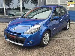Blauw Gebruikt 2010 Renault Clio II Collection Hatchback | € 3.950 (Eerlijke prijs)