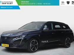 Zwart Gebruikt 2024 Peugeot e-308 SW Comfort Stationwagen | € 31.990 (Duur)