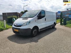Wit Gebruikt 2010 Opel Vivaro Van | € 1.950 (Super prijs)
