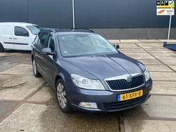 Grijs Gebruikt 2012 Skoda Octavia Stationwagen | € 3.925 (Goede deal)