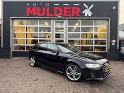 Zwart (metallic) Gebruikt 2013 Audi A4 S-Line Stationwagen | € 7.950 (Goede deal)