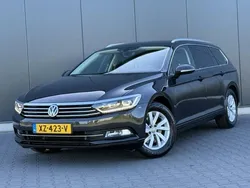 Grijs Gebruikt 2019 VW Passat Highline Stationwagen | € 18.495 (Goede deal)
