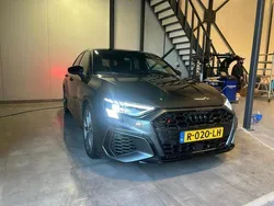 Grijs Gebruikt 2020 Audi A3 Sportback Edition .1 Hatchback | € 40.500 (Eerlijke prijs)