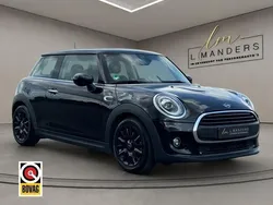 Zwart Gebruikt 2021 Mini ONE Business Hatchback | € 17.495 (Eerlijke prijs)