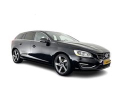 Zwart Gebruikt 2013 Volvo V60 Comfort Stationwagen | € 6.145 (Eerlijke prijs)