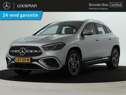 Hightechzilver (licht grijs metallic) Gebruikt 2024 Mercedes GLA250 AMG SUV | € 49.750 (Iets duurder)