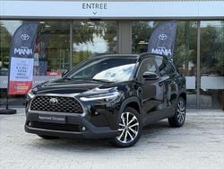 Zwart Gebruikt 2024 Toyota Corolla Cross Style SUV | € 36.950 (Eerlijke prijs)