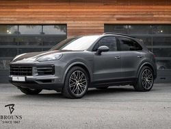 Grijs Gebruikt 2024 Porsche Cayenne SUV | € 104.950 (Eerlijke prijs)
