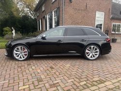 Zwart Gebruikt 2018 Audi RS4 Comfort Stationwagen | € 45.950 (Super prijs)