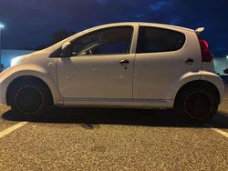Wit Gebruikt 2010 Peugeot 107 Hatchback | € 2.500 (Eerlijke prijs)
