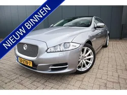 Grijs Gebruikt 2013 Jaguar XJ Luxury Sedan | € 24.950