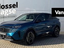 Blauw Nieuw 2025 Peugeot e-3008 Avantage SUV | € 47.940 (Goede deal)