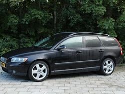 Zwart Gebruikt 2004 Volvo V50 Momentum Stationwagen | € 2.475 (Iets duurder)