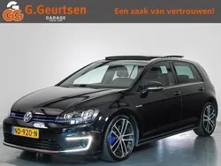Zwart, metallic lak Gebruikt 2016 VW Golf VII GTE Hatchback | € 11.900 (Goede deal)