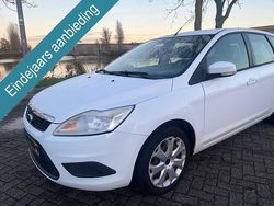 Wit Gebruikt 2010 Ford Focus Trend Stationwagen | € 2.750 (Eerlijke prijs)