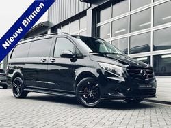 Zwart Gebruikt 2023 Mercedes Vito Exclusive MPV | € 36.995 (Goede deal)