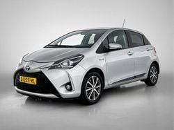 Grijs Gebruikt 2020 Toyota Yaris Hybrid Hatchback | € 15.500 (Goede deal)