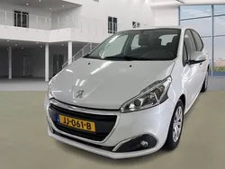 Wit Gebruikt 2016 Peugeot 208 Hatchback | € 4.995 (Goede deal)