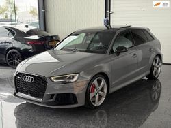 Grijs, metallic lak Gebruikt 2018 Audi RS3 Sportback Comfort Hatchback | € 43.995 (Iets duurder)