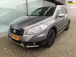 Grijs Gebruikt 2015 Suzuki SX4 S-Cross Exclusive SUV | € 8.750 (Super prijs)