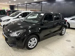 Zwart Gebruikt 2022 Suzuki Swift Hatchback | € 16.750 (Eerlijke prijs)